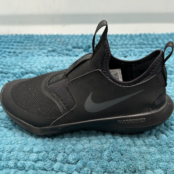 Nike bundle - Picture 3 of 4